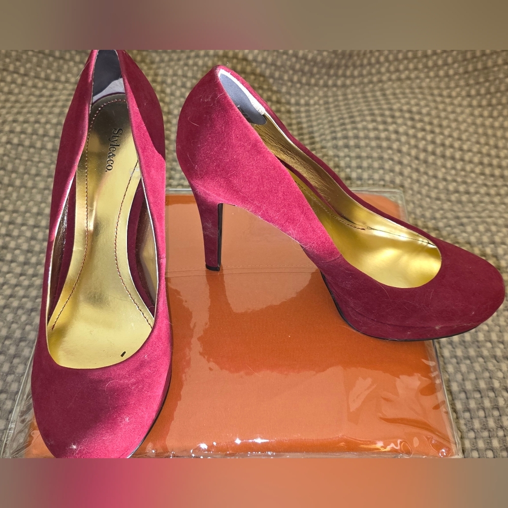 Style & Co Heels